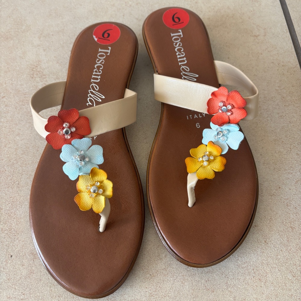 Women's Floral Sandals
